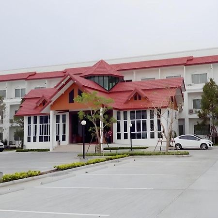 Silayok Grand Hotel Tak Esterno foto