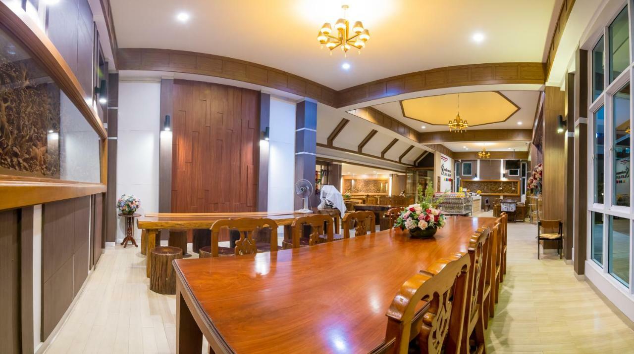 Silayok Grand Hotel Tak Esterno foto