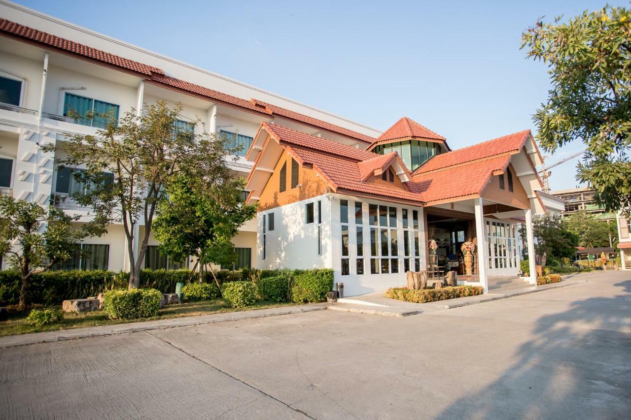 Silayok Grand Hotel Tak Esterno foto